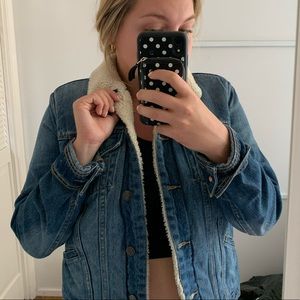 Cute Sherpa jacket in great condition